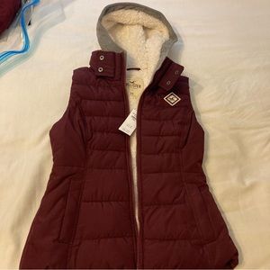 Hollister hooded vest xs